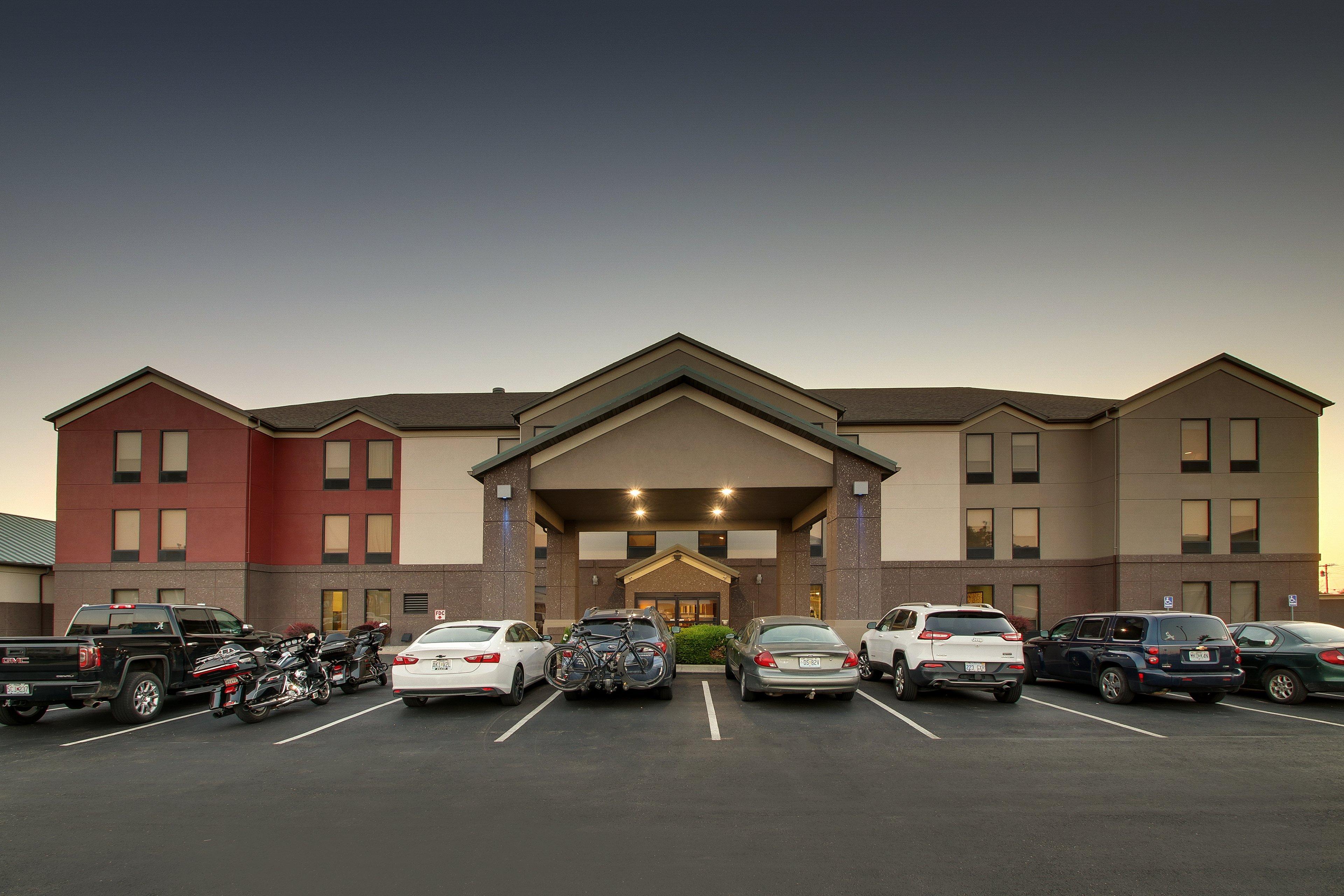 Holiday Inn Express Hotel & Suites Lebanon By Ihg Ngoại thất bức ảnh