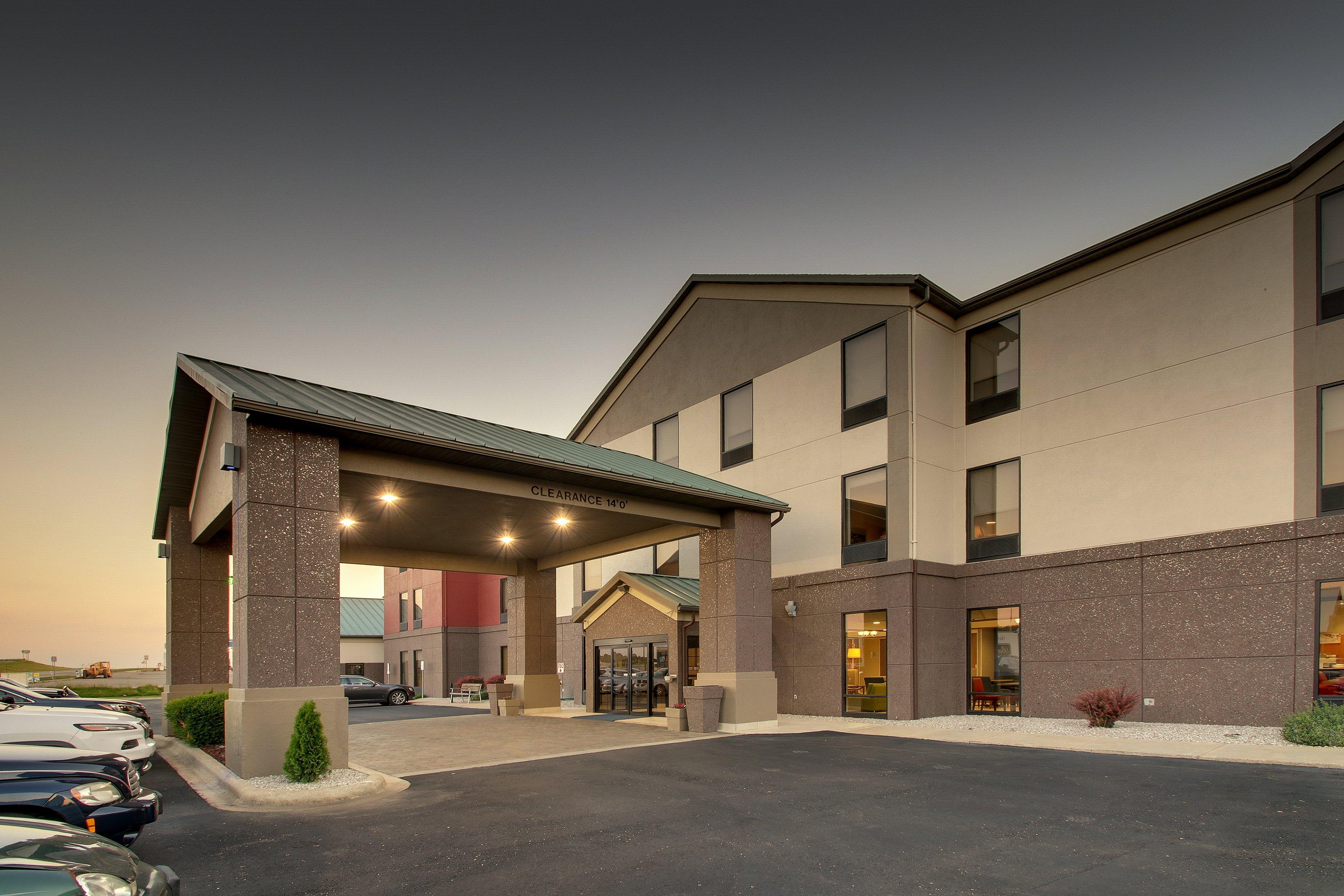 Holiday Inn Express Hotel & Suites Lebanon By Ihg Ngoại thất bức ảnh